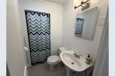 8 Lillian St, Greenfield, MA 01301 - Photo 17