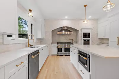 21 Wildewood Dr, Lynnfield, MA 01940 - Photo 11