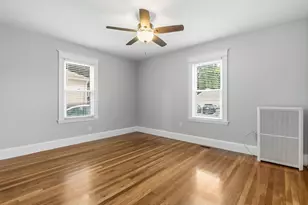 40 County St, Peabody, MA 01960 - Photo 9