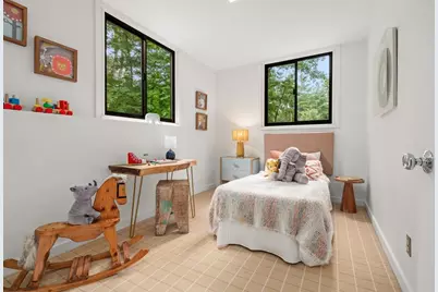 132 Westfield St, Dedham, MA 02026 - Photo 25