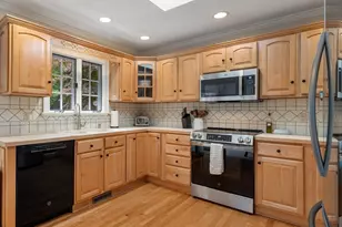 2 Sherwood Dr, Spencer, MA 01562 - Photo 9