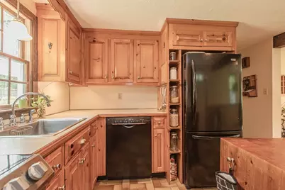1115 Forest St, Marshfield, MA 02050 - Photo 7