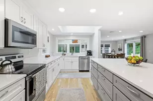 254 Winter St, Hanover, MA 02339 - Photo 9