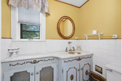 200 E Border Rd, Malden, MA 02148 - Photo 17