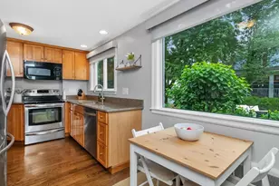 79 Cedarwood Ave, Waltham, MA 02453 - Photo 9