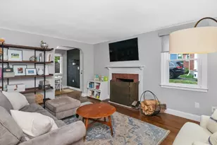 79 Cedarwood Ave, Waltham, MA 02453 - Photo 3
