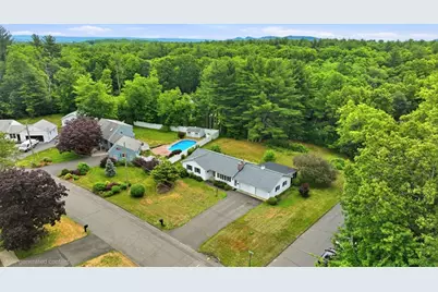 48 Hickory Dr, Northampton, MA 01062 - Photo 25