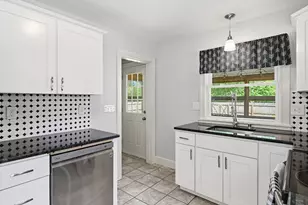 18 Wright St, Palmer, MA 01069 - Photo 15