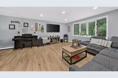 112 Bond Rd, Charlton, MA 01507 - Photo 17