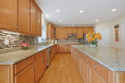 35 Howarth Dr, Upton, MA 01568 - Photo 13