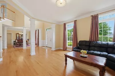 35 Howarth Dr, Upton, MA 01568 - Photo 5