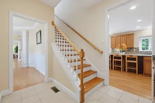 35 Howarth Dr, Upton, MA 01568 - Photo 9