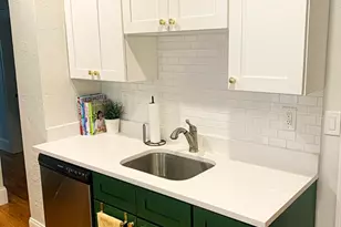 23 Elm St, Boston, MA 02122 - Photo 11