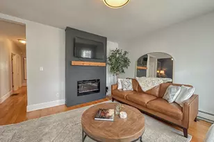 23 Elm St, Boston, MA 02122 - Photo 5