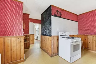 86 Main St, Saugus, MA 01906 - Photo 21