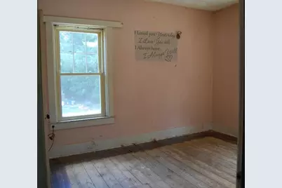 10 Aldrich St, Webster, MA 01570 - Photo 7