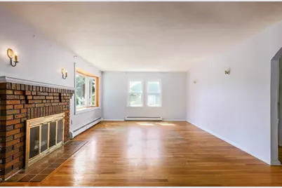 8 Knowles Rd, Worcester, MA 01602 - Photo 7