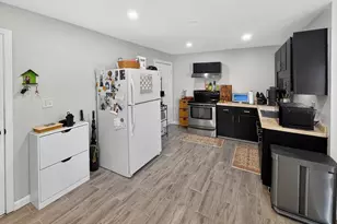 2 North St, Haverhill, MA 01830 - Photo 5