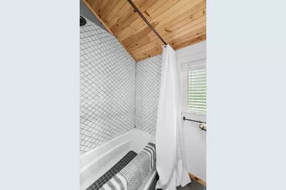 83 Lakeshore Dr, Georgetown, MA 01833 - Photo 17