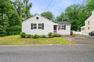 83 Lakeshore Dr, Georgetown, MA 01833 - Photo 1