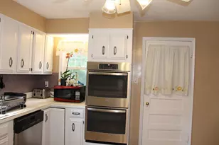 30 Marwood Rd, Worcester, MA 01602 - Photo 21