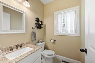 34 Bissonnette Cir, Southampton, MA 01073 - Photo 13