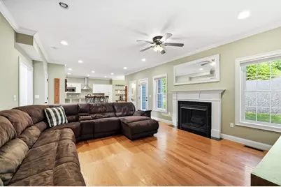 34 Bissonnette Cir, Southampton, MA 01073 - Photo 11