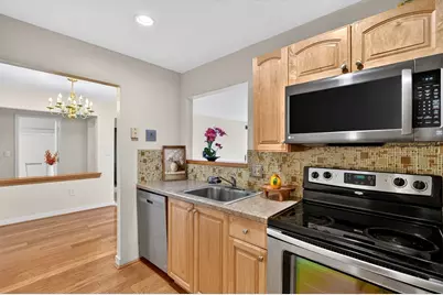 269 Cambridge Rd #608, Woburn, MA 01801 - Photo 5
