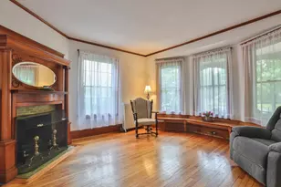 4 Trowbridge Rd, Worcester, MA 01609 - Photo 3