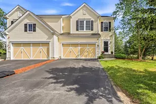 39 Frostpane Ln, Hopkinton, MA 01748 - Photo 1