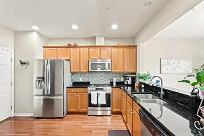 39 Frostpane Ln #39, Hopkinton, MA 01748 - Photo 11