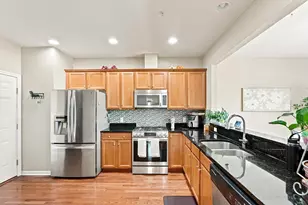 39 Frostpane Ln, Hopkinton, MA 01748 - Photo 11