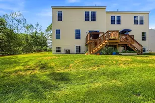 39 Frostpane Ln, Hopkinton, MA 01748 - Photo 39