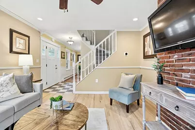 62 Pearl St, Boston, MA 02129 - Photo 5