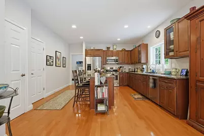 969 Old Connecticut Path, Framingham, MA 01701 - Photo 5