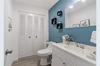 49 Meadow Pond Dr #K, Leominster, MA 01453 - Photo 9
