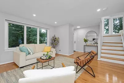 41 Murray Rd #41, Newton, MA 02465 - Photo 5