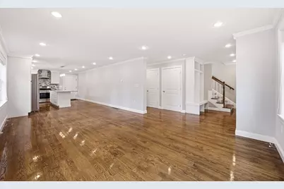 305 Lynn St, Malden, MA 02148 - Photo 7