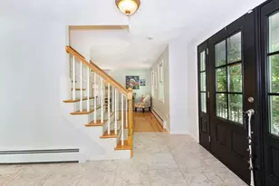 8 Upton St, Dunstable, MA 01827 - Photo 9