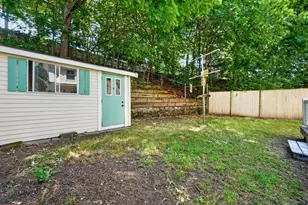114 Glenellen Rd, Boston, MA 02132 - Photo 23
