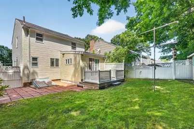 114 Glenellen Rd, Boston, MA 02132 - Photo 19