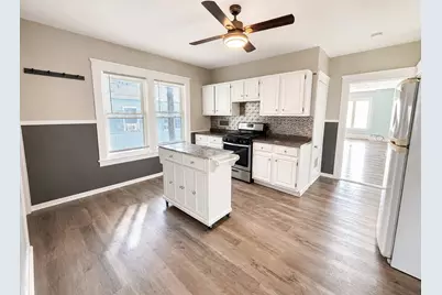 4 Holland Rd #3, Worcester, MA 01603 - Photo 1