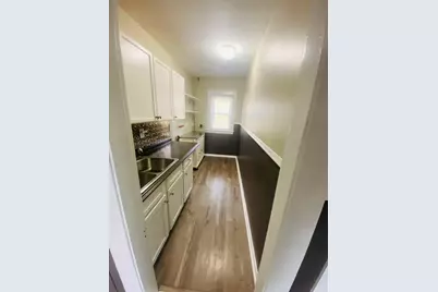 4 Holland Rd #2, Worcester, MA 01603 - Photo 1