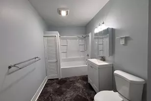 4 Holland Rd, Worcester, MA 01603 - Photo 7