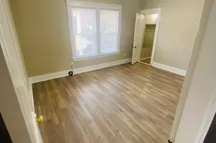4 Holland Rd, Worcester, MA 01603 - Photo 15