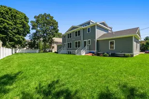 129 Jewett St, Newton, MA 02458 - Photo 15