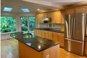 124 Pilgrim Rd, Wellesley, MA 02481 - Photo 5