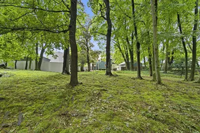 8 Brackett Ave, Stoneham, MA 02180 - Photo 37