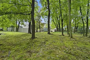 8 Brackett Ave, Stoneham, MA 02180 - Photo 37