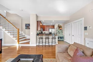 121 E Cottage St, Boston, MA 02125 - Photo 11